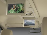 Chrysler Town & Country (2009) - picture 2 of 3