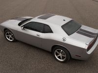 Dodge Challenger SE Rallye (2009) - picture 2 of 3