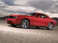 Dodge Challenger (2009) - picture 2 of 9