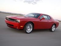 Dodge Challenger (2009) - picture 4 of 9