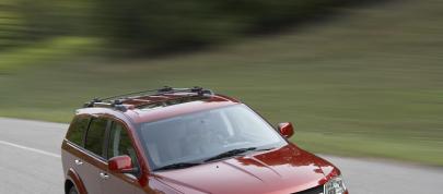 Dodge Journey (2009) - picture 4 of 9
