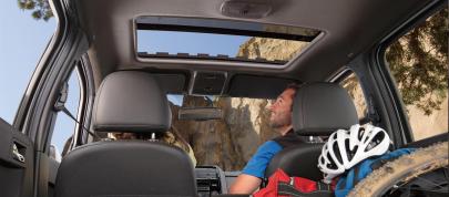 Ford Escape (2009) - picture 15 of 20