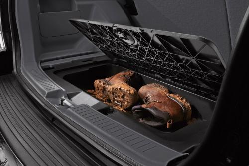 Ford Escape (2009) - picture 16 of 20