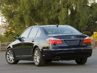 Hyundai Genesis Sedan (2009) - picture 4 of 6