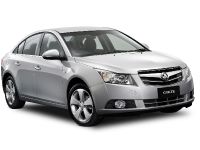 Holden Cruze (2009) - picture 1 of 10