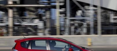 Honda Fit Sport (2009) - picture 23 of 98