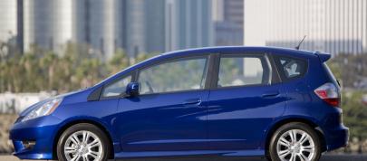 Honda Fit Sport (2009) - picture 28 of 98