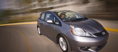 Honda Fit Sport (2009) - picture 31 of 98