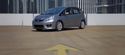Honda Fit Sport (2009) - picture 39 of 98
