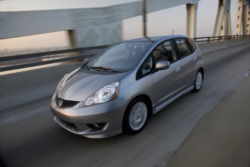 Honda Fit Sport (2009) - picture 32 of 98