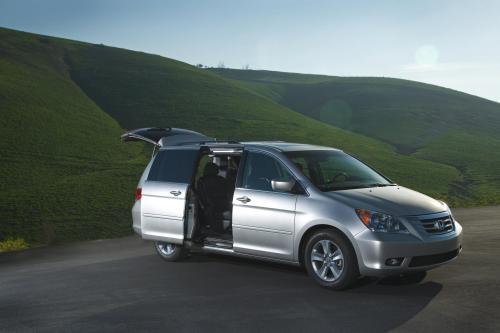 Honda Odyssey (2009) - picture 1 of 14