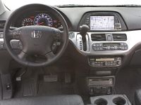 Honda Odyssey (2009) - picture 13 of 14
