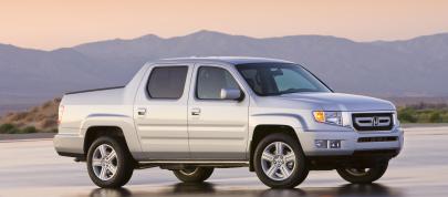 Honda Ridgeline (2009) - picture 12 of 38