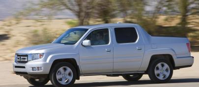Honda Ridgeline (2009) - picture 20 of 38