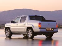 Honda Ridgeline (2009) - picture 3 of 38