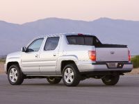 Honda Ridgeline (2009) - picture 30 of 38