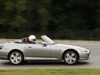 Honda S2000 (2009) - picture 11 of 19