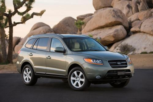 Hyundai Santa Fe (2009) - picture 8 of 9