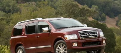 Infiniti QX56 (2009) - picture 7 of 8