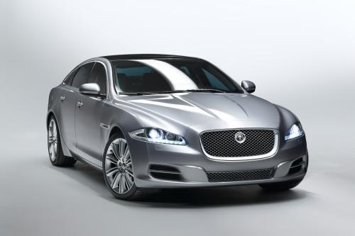 Jaguar XJ (2009) - picture 1 of 27