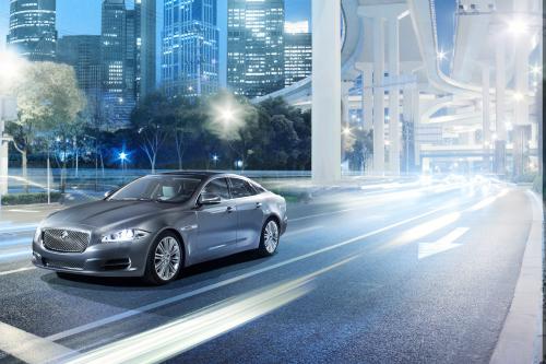 Jaguar XJ (2009) - picture 16 of 27