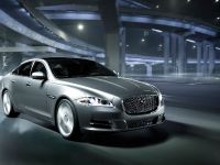 Jaguar XJ (2009) - picture 6 of 27