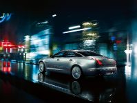 Jaguar XJ (2009) - picture 14 of 27