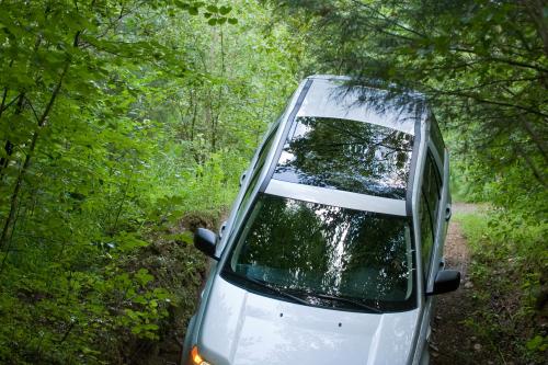 Land Rover LR2 HSE (2009) - picture 8 of 12