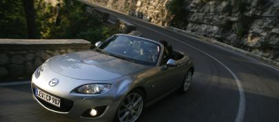 Mazda MX-5 (2009) - picture 7 of 12