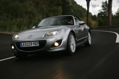 Mazda MX-5 (2009) - picture 9 of 12