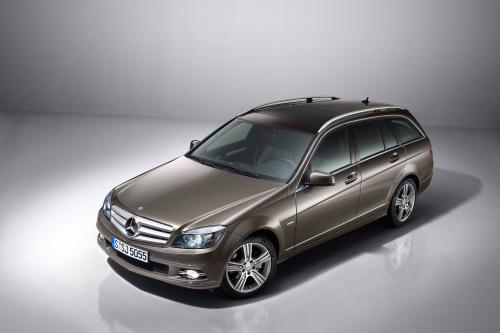 Mercedes-Benz C-Class Special Edition (2009) - picture 9 of 11