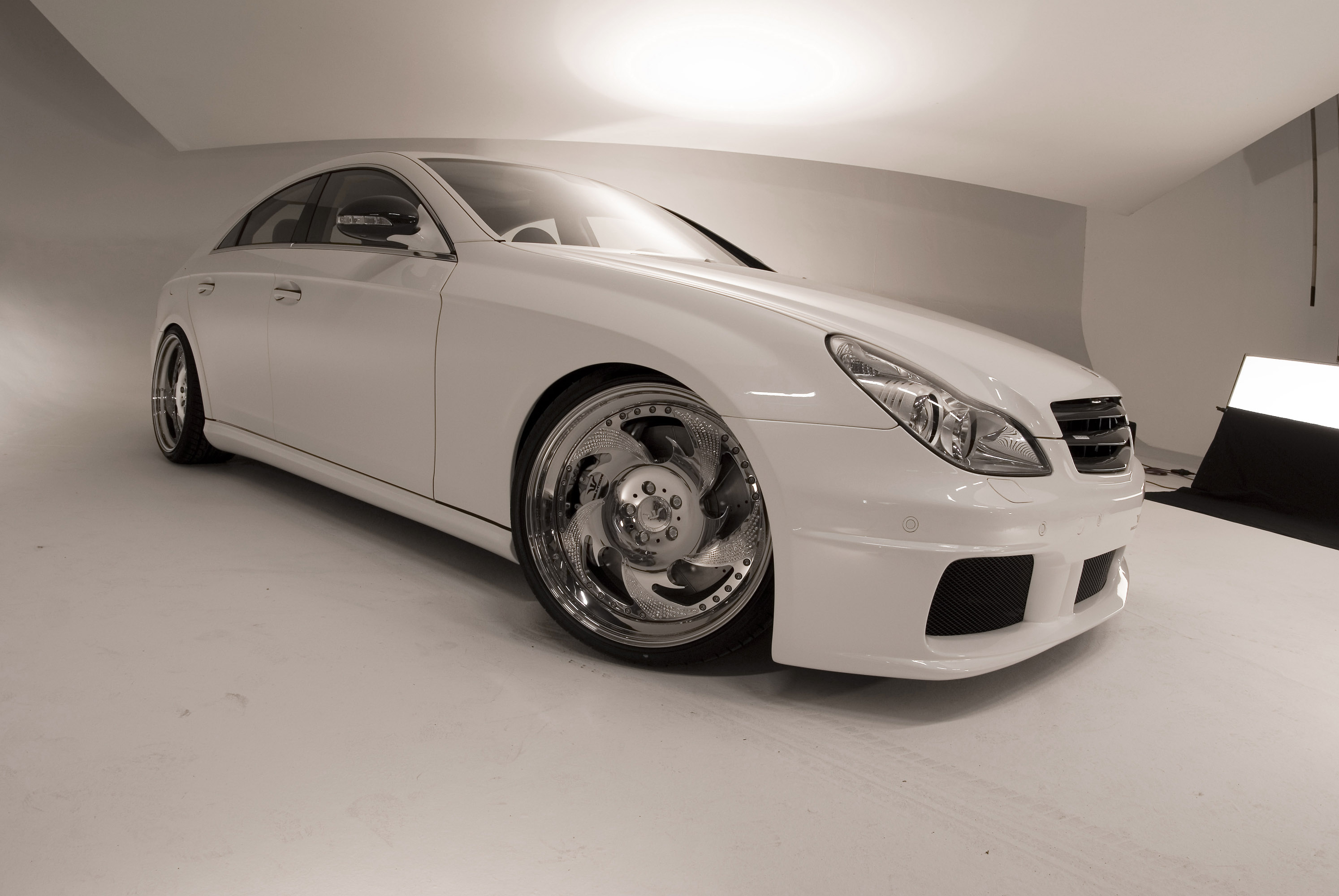 Mercedes-Benz CLS White Label