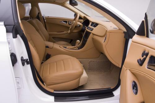 Mercedes-Benz CLS White Label (2009) - picture 56 of 72