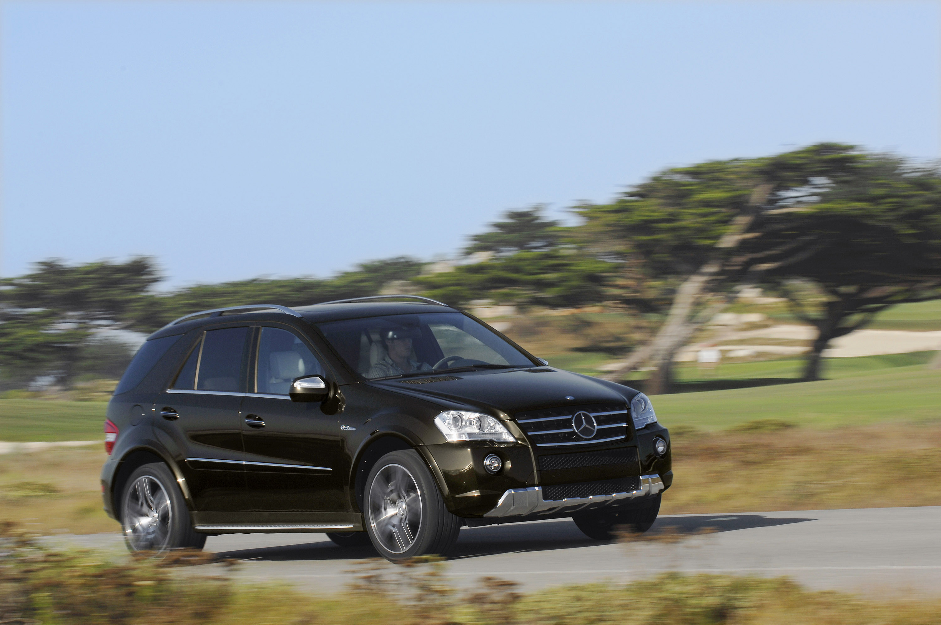 Mercedes-Benz ML63 AMG Performance Studio