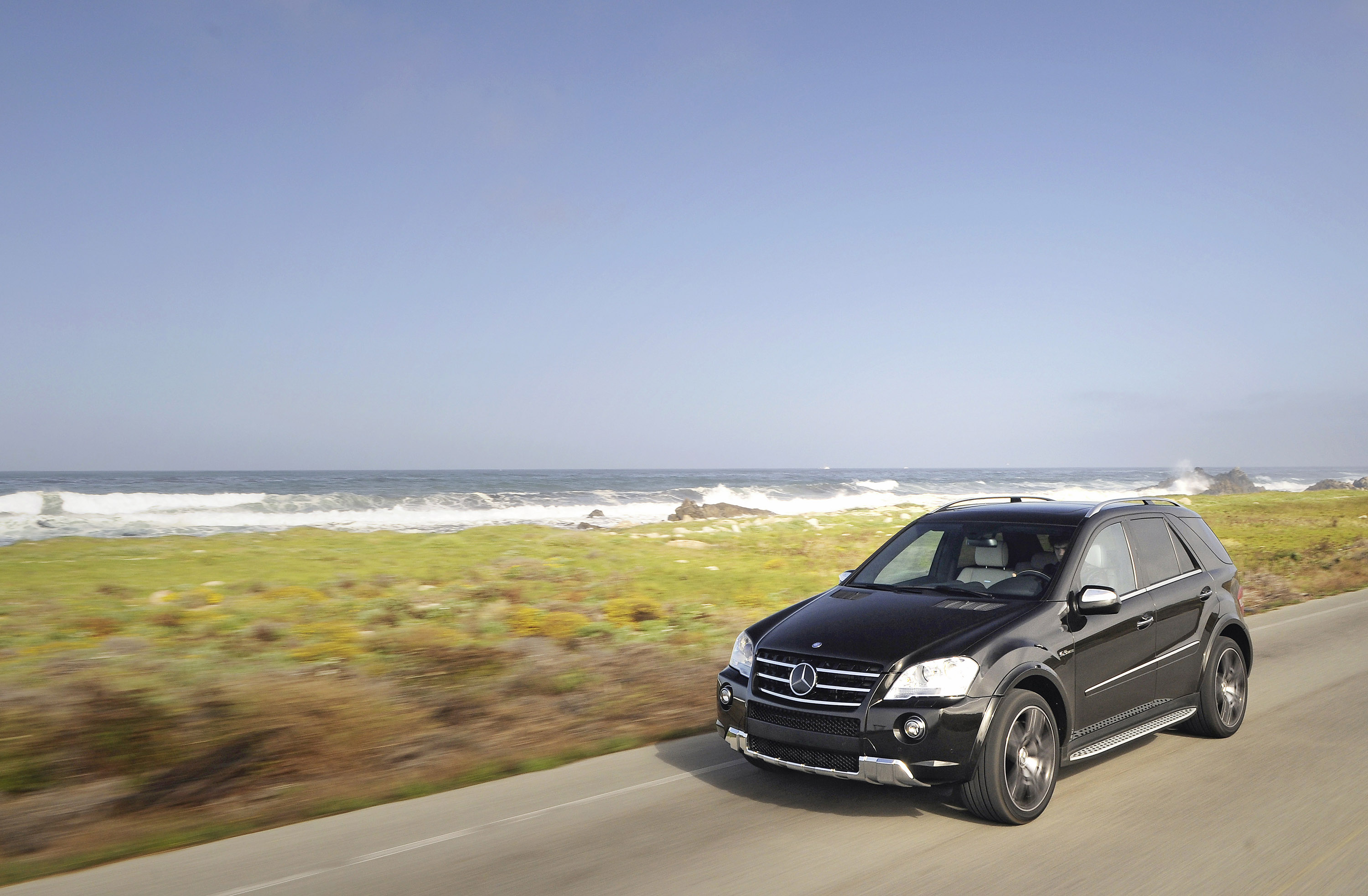 Mercedes-Benz ML63 AMG Performance Studio