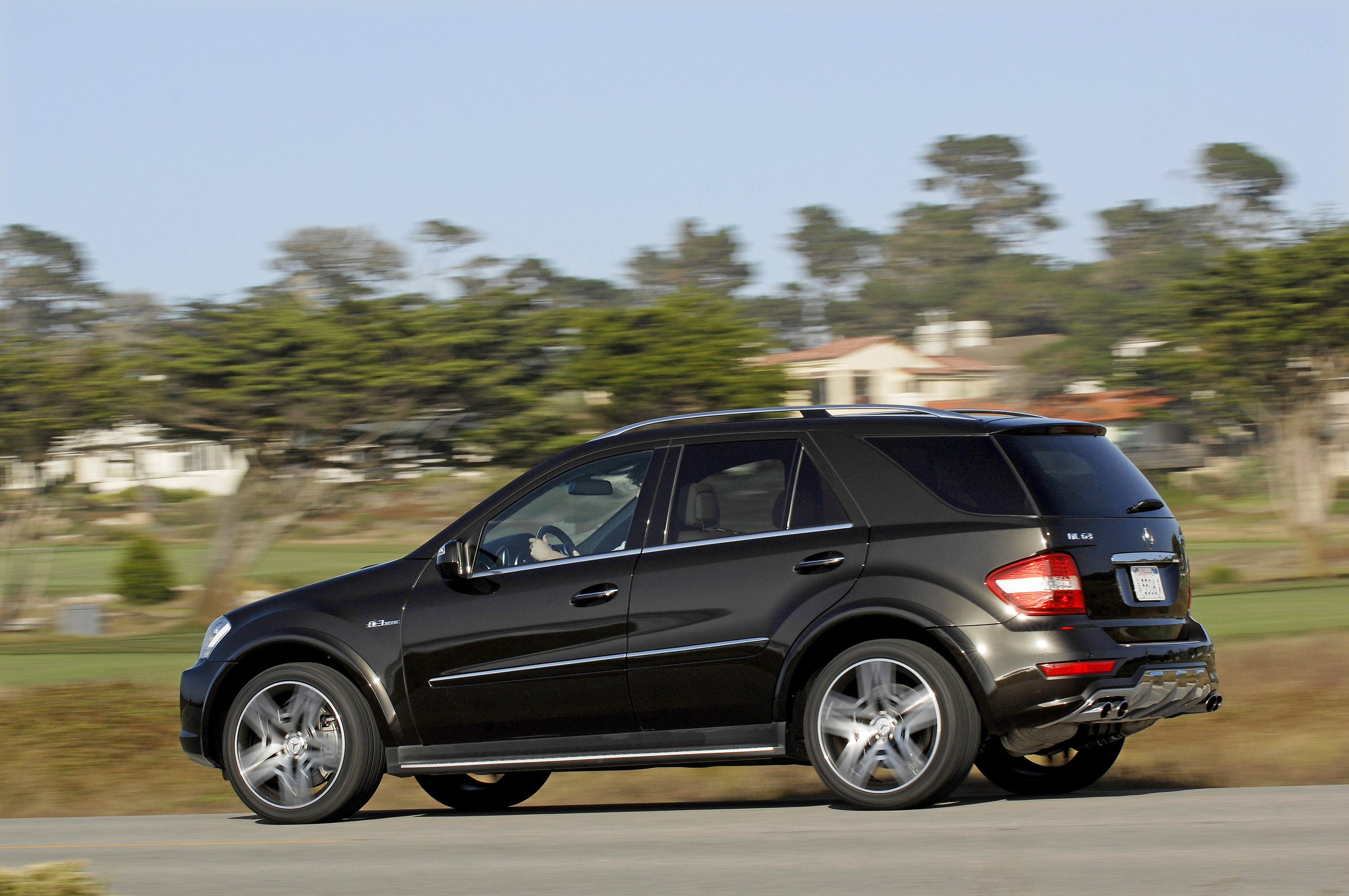 Mercedes-Benz ML63 AMG Performance Studio