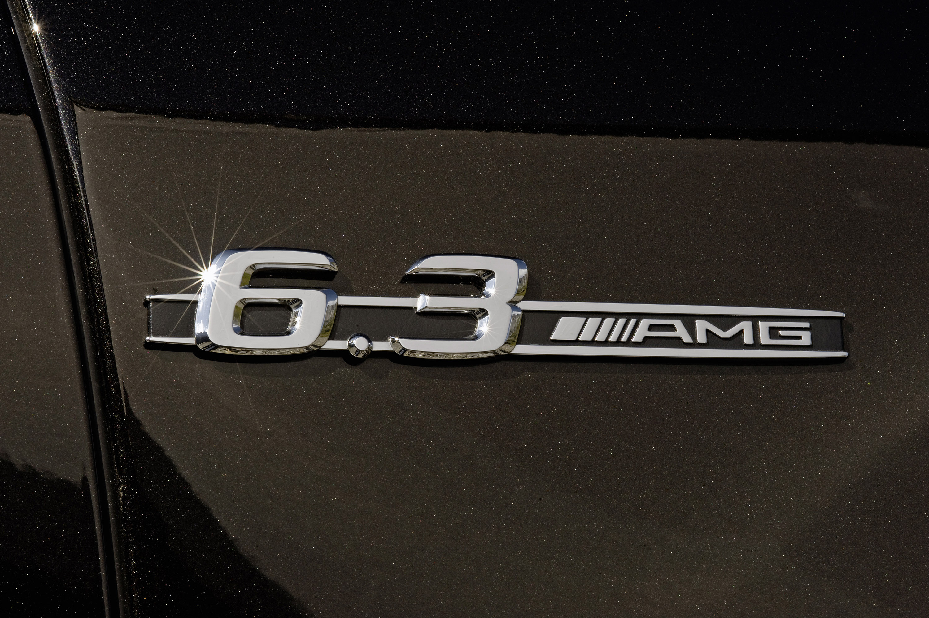 Mercedes-Benz ML63 AMG Performance Studio