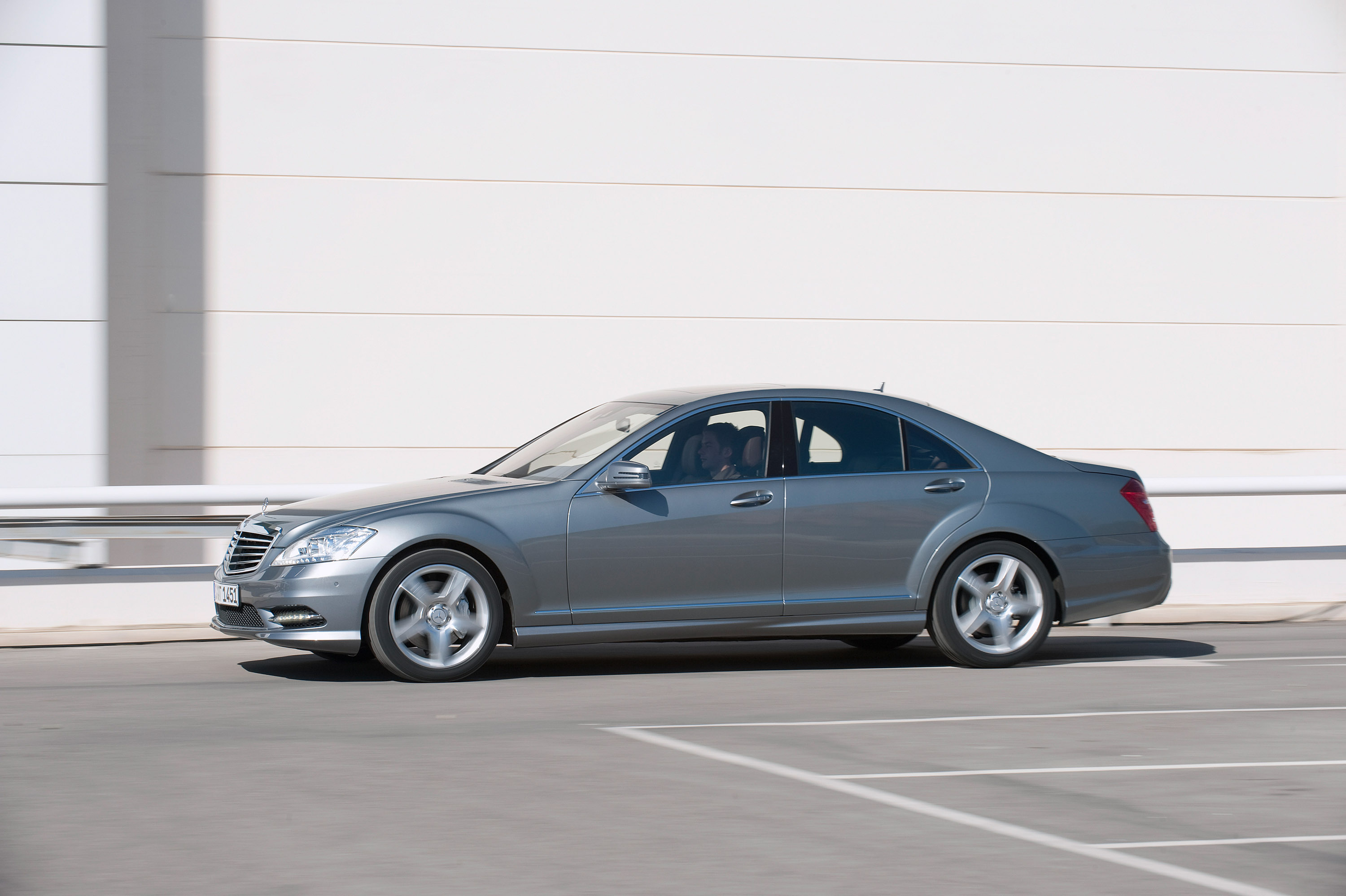 Mercedes-Benz S 500 4MATIC AMG