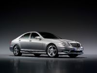 Mercedes-Benz S 500 4MATIC AMG (2009) - picture 4 of 15