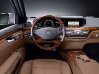 Mercedes-Benz S 500 4MATIC AMG (2009) - picture 5 of 15