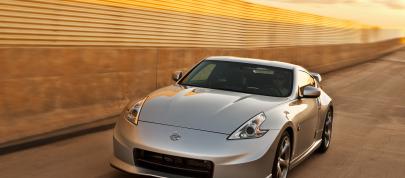 NISMO 370Z (2009) - picture 4 of 10