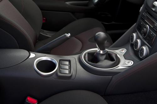 NISMO 370Z (2009) - picture 8 of 10
