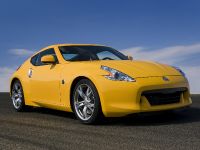 Nissan 370Z (2009) - picture 3 of 6