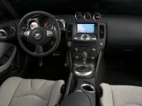 Nissan 370Z (2009) - picture 5 of 6