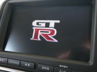 Nissan GT-R (2009) - picture 13 of 18