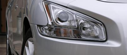 Nissan Maxima (2009) - picture 7 of 14