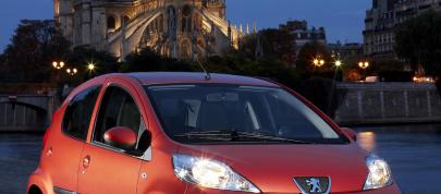 Peugeot 107 (2009) - picture 4 of 4