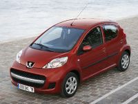 Peugeot 107 (2009) - picture 3 of 4