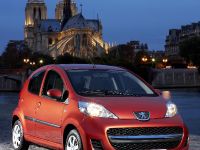 Peugeot 107 (2009) - picture 2 of 4