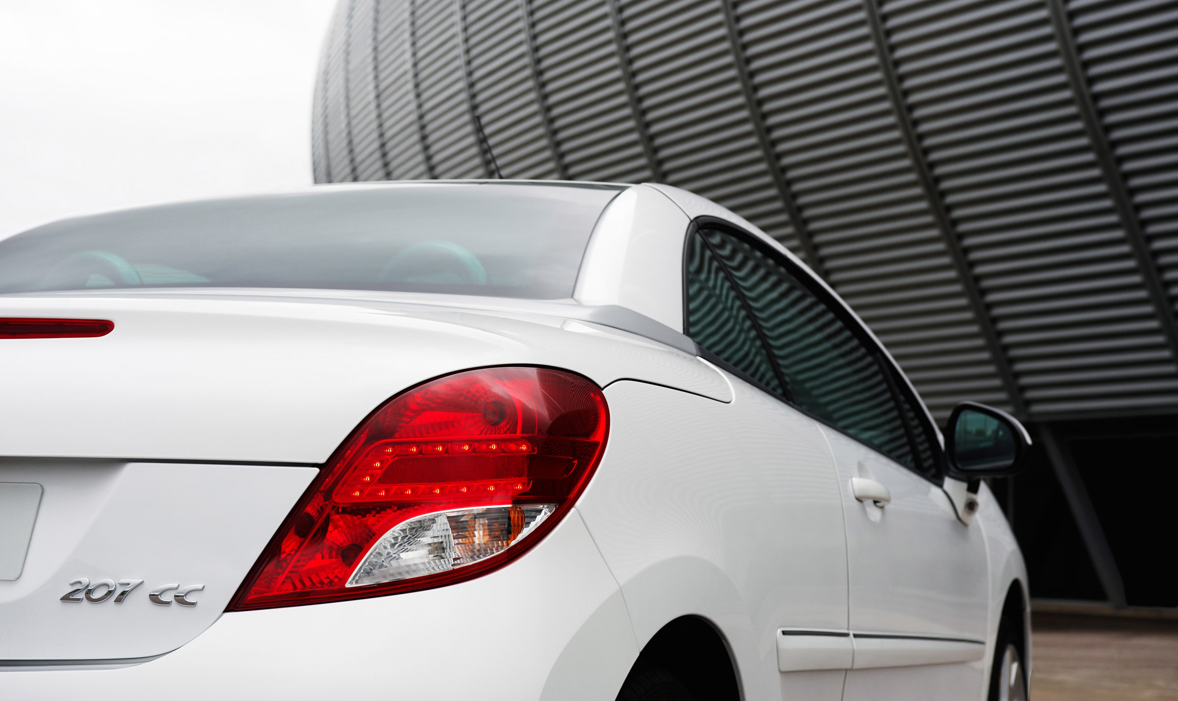 The Restyled Peugeot 207 CC in Detail